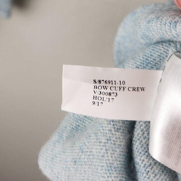 Banana Republic Blue Filpucci Wool Cashmere Blend Bow Cuff Sweater sz L *flawed* - Picture 7 of 11